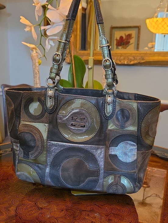 Coach Handbags - Coach MIA Patchwork Circle Leather Tote in Olive and Black